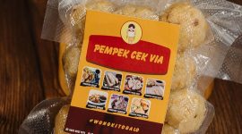 Kuliner khas Palembang, pempek Cek Via.  (Dok. Pempek Cek Via )